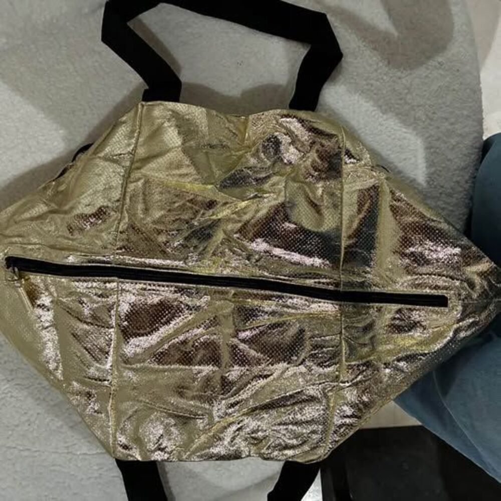 Victoria’s Secret packable bag